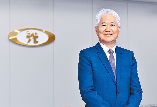 新寿董事长魏宝生遭金管会开罚年薪调降30％。（资料照）