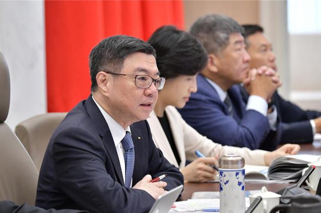 行政院長卓榮泰23日主持上任後首次行政院會。圖／行政院提供