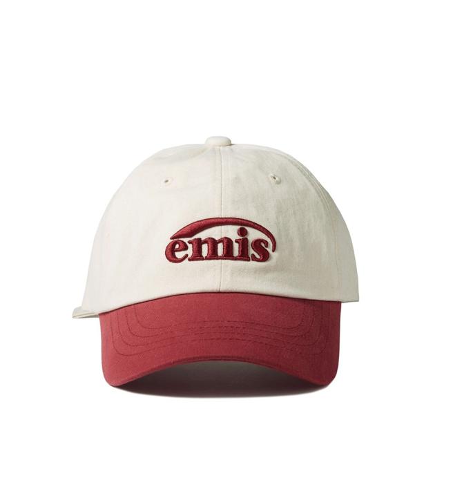 emis台中快閃新增款TWO-TONE棒球帽，共四色，1380元。（emis提供）