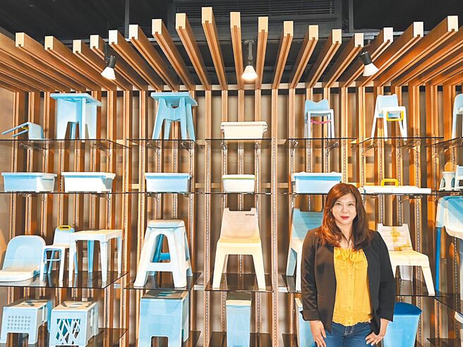 好室喵是水顺公司自有品牌；图为董事长黄丽如。图／陈宥学