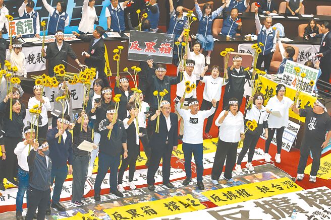 国会改革修法，民进党立院党团总召柯建铭22日批在野党瞎搞。（范扬光摄）