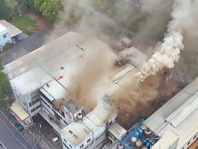 联华食品彰化厂于2023年4月25日发生大火，酿9死14伤严重伤亡。（本报资料照片）