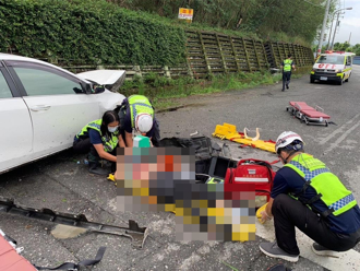 花蓮小客車自撞電線桿 19歲女乘客傷重不治