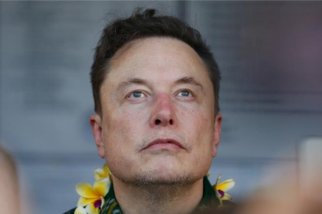 馬斯克反對美國對大陸電動汽車加徵關稅指特斯拉未提要求。（路透）