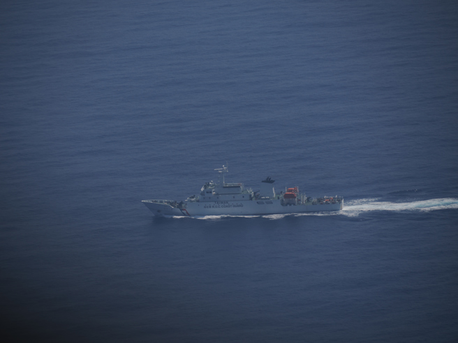 我军海巡舰警巡海疆。(国防部提供 )