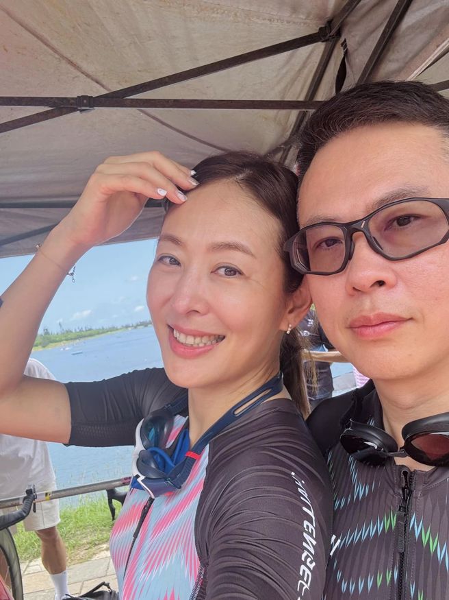 贾永婕和老公感情甜蜜。（图／贾永婕IG）