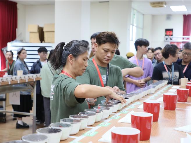 2024嘉义县阿里山庄园咖啡精英交流赛盛况。（嘉义县政府提供／廖素慧嘉县传真）