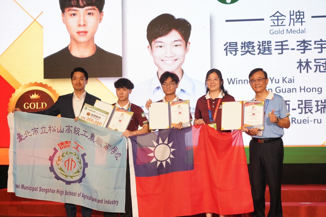 造園景觀職類松山工農李宇凱（照片/台北市教育局提供）