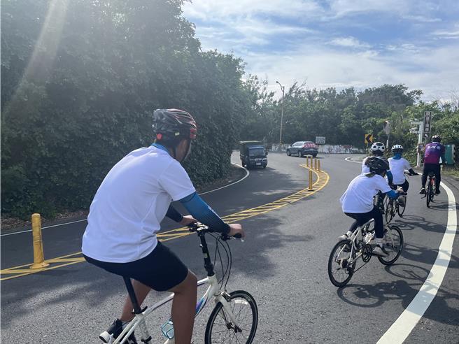 屏東潮南國小舉行兩天一夜116K單車逆風之旅，走讀恆春半島。（潮南國小提供／羅琦文屏東報導）