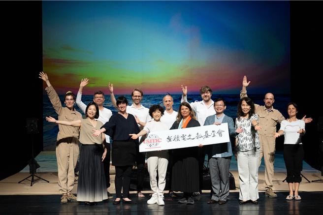 里米尼纪录剧团《All right. Good night.》，5月24至26日将在台中国家歌剧院登场，24日举办彩排记者会。（台中国家歌剧院提供／陈淑芬台中传真）