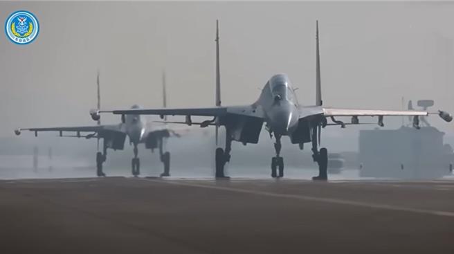 解放军东部战区23日出动42架军机，参加在台湾周边举行的「联合利剑—2024A」大规模军演。（解放军东部战区） 