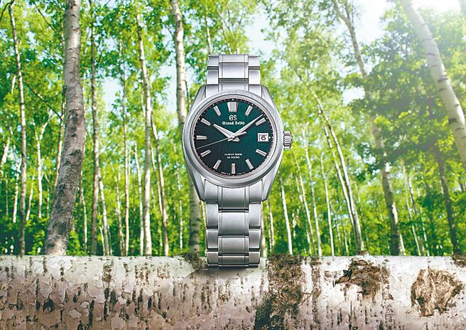 Grand Seiko綠樺樹Evolution 9高振頻機械腕表，27萬元，僅在台北101旗艦店獨賣。（Grand Seiko提供）