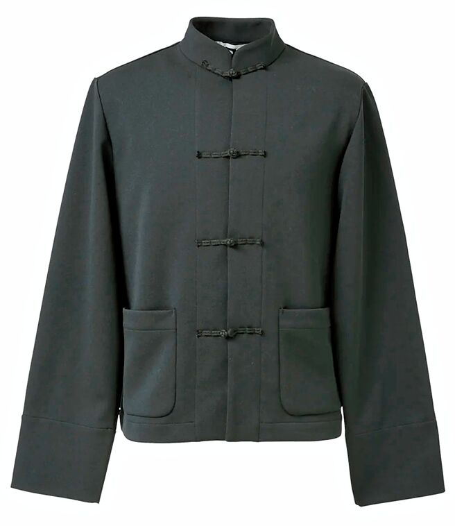 CDGCDGCDG中国风立领衬衫，售价7180元。（喜事国际提供）