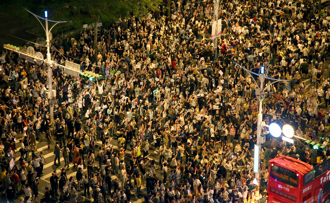 金融時報：共軍環台猛揮「利劍」 台灣人忙抗爭反議會擴權