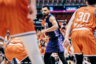 PLG》艾夫伯回神轟38分 攻城獅力挫領航猿扳成1比1平手