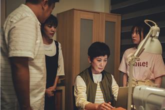 鄭茵聲參加直播主徵選遇詐騙！陳亞蘭用歌仔戲擊退