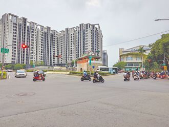 高雄 繞舊城雙圓環費時 機車族盼直行