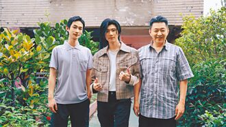 魏嘉瑩〈緩緩〉聯手書偉對唱 黃霆睿〈笑著笑著〉影帝助陣