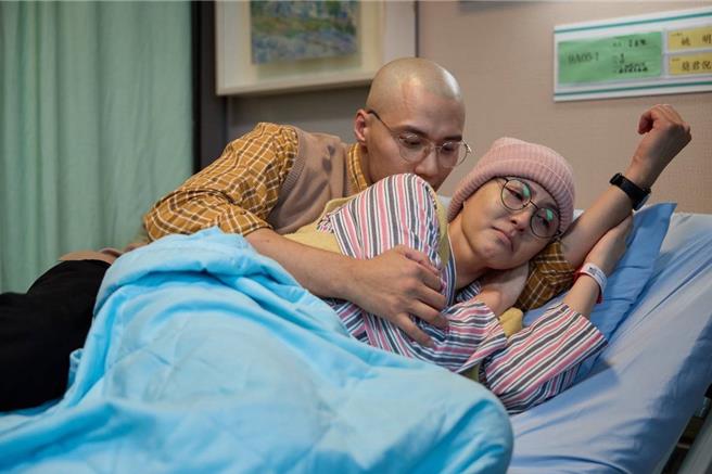 張睿家、魏蔓在大愛劇《血拾人生》飾演夫妻。（圖／大愛台提供）