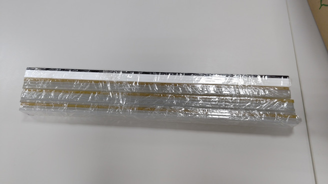 新北市新店警方于11日查获辖区内一间桌游出租社公然聚赌，并当场逮获7名赌客。（图／警方提供）