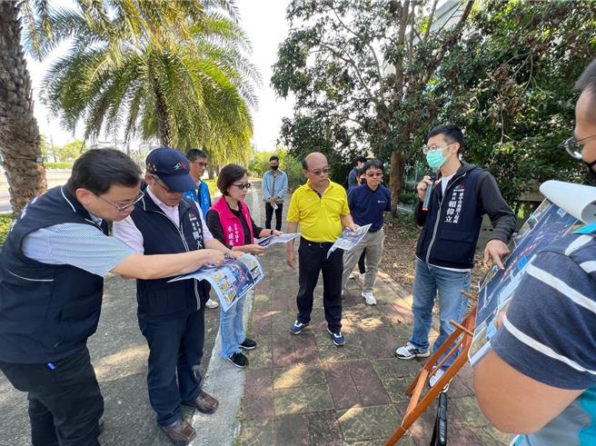 經市議員朱暖英爭取下，南屯區永春南路430巷將拓寬。（市議員朱暖英提供／陳淑娥台中傳真）