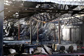 影》印度遊樂場大火釀27死含9童 建築倒塌多人恐受困