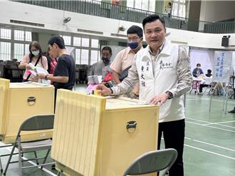 民進黨嘉市黨部改選投票 4派系各據一方搶票激烈