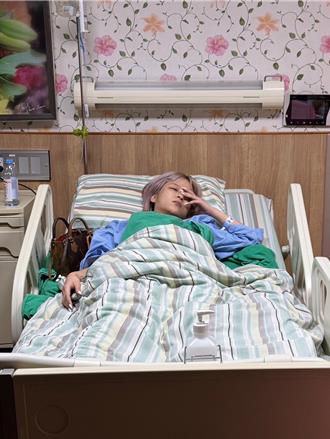 丢丢妹送医开刀！腹痛忍不了直衝急诊 「胆结石」宣布停工