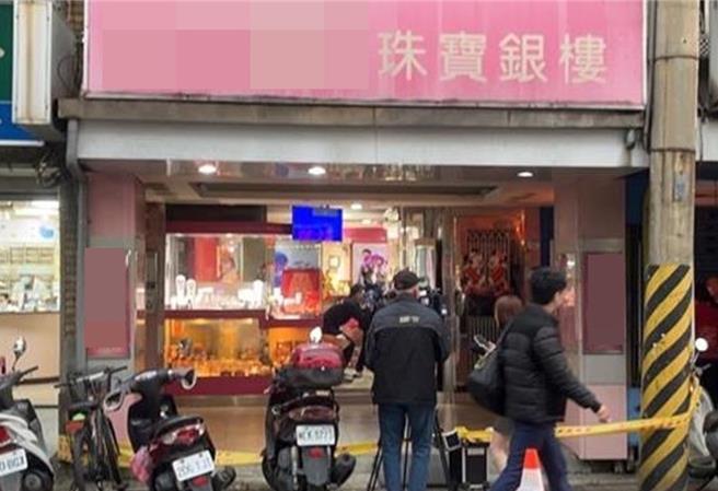 沈姓男子強盜銀樓金項鍊遭判刑6年。（資料照）