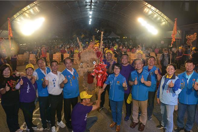 副縣長鄧桂菊等人到場共襄盛舉。（苗栗縣政府提供／李京昇苗栗傳真）