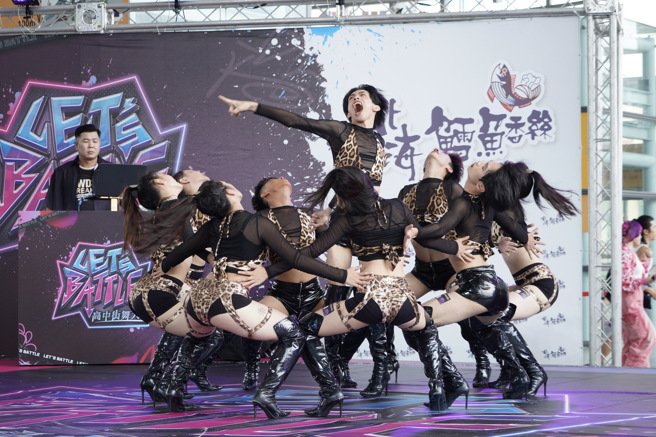 參賽隊伍火力全開！(照片由緯來電視提供)