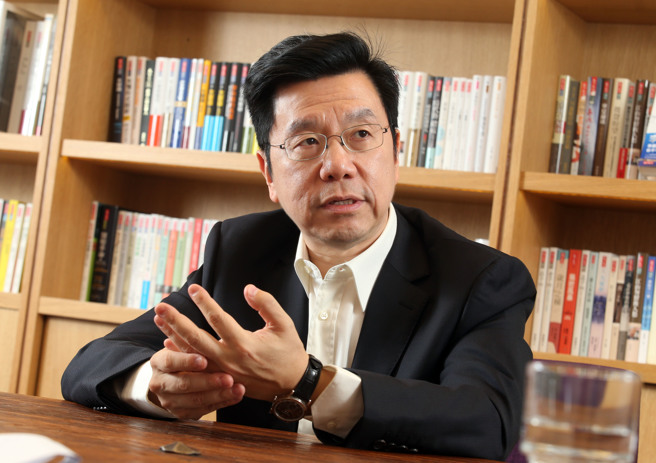 李开復：3年后AI将取代人类50%的工作，尤其是白领的工作被取代的速度更快。（图／陈信翰摄）

