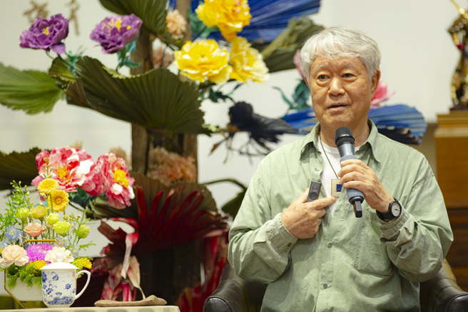 蔣勳分享讀到《金剛經》經文「不驚不怖不畏」，感受到巨大的安定力量，支撐著他度過第一次面臨死亡的慌亂恐懼迷惘。(圖/佛光山惠中寺提供)