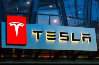 天价薪酬案爆争议！马斯克恐弄垮特斯拉？陆行之揭致命伤