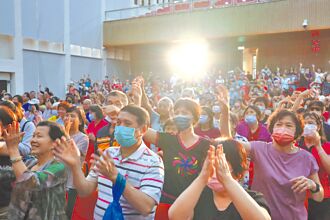 竹县 旺旺公益演唱会 好歌连发嗨翻全场