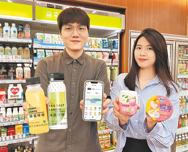 萊爾富慶會員7周年，買指定商品享最低任2件0元，會員還可抽香港迪士尼雙人套票。（萊爾富提供）飲酒過量 有害健康