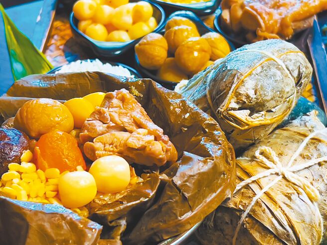 「港式格雅鸡手工荷香粽」以原生种有机红藜包入珍贵的格雅鸡，兼顾美味与健康。（秧悦美地度假酒店提供）