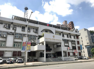 新北警洩個資收賄遭判刑  憂丟飯碗求情「家人生病」：降2級改敘