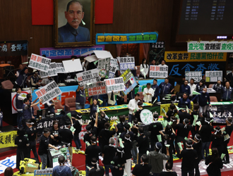 有花東三法？黃國昌曝民眾黨「在野合作」3法案優先  打臉柯建銘