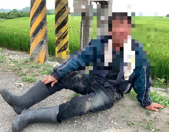 陈男骑着赃车外出时，被北斗分局三条派出所长王志阳巧遇发现，他假扮路人问路，降低陈男戒心，并趁机迅速将陈男扑倒压制在地，当场人赃俱获。（警方提供／叶静美彰化传真）