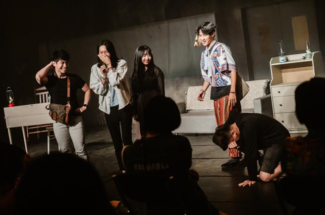 為青少年量身打造一個充滿創意與挑戰的營隊，從幕後技術到幕前表演的全方位訓練。（圖／高雄市文化局）