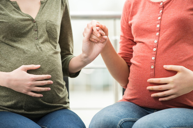 美国一名女子和好友同时怀孕，她却不幸流产，为了抢夺孩子，竟残忍杀害好友。（示意图：Shutterstock／达志）