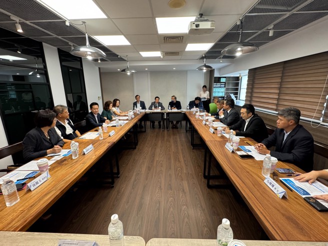 期望透過業界資源，讓學生在踏入職場前獲得實踐經驗，及對不動產業的瞭解實現學業與職場的無縫銜接，全面提升學子職場競爭力。(照片/東海大學提供)