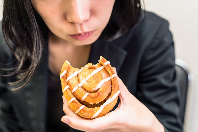 代糖虽然无热量，却可能刺激食欲，让人吃更多。（示意图，Shutterstock／达志）