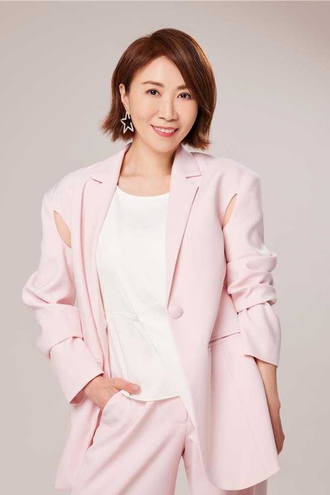 李翊君將2度登上在高流舉辦「藍寶石大歌廳」演唱會開唱。（高雄流行音樂中心提供）