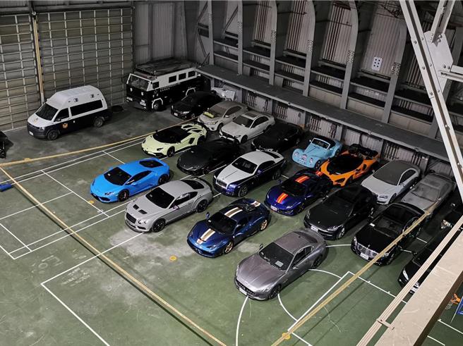 李冠濰利用莊周文遭扣押的超跑進行詐騙。（讀者提供）