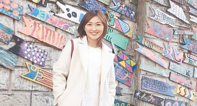 民进党籍长治乡民代表邱佳娟近日表态将参选长治乡长。（邱佳娟提供／罗琦文屏东传真）