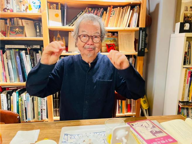 雷骧为全方位的创作者，曾在脸书上发文此照似像坂本龙一引起文友热情回应。（取自雷骧脸书／李怡芸台北传真）