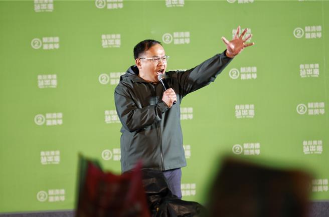 民進黨政策會執行長王義川日前提出用基地台訊號分析群眾年齡，引發爭議。（資料照片）