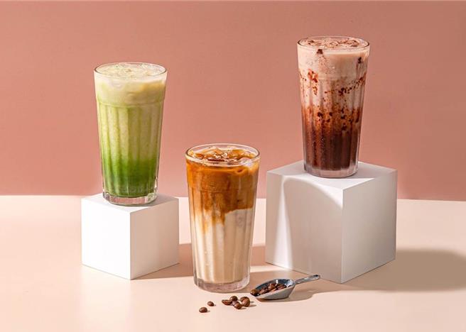 伯朗咖啡馆将燕麦奶融入咖啡、可可与抹茶，140元起。（金车提供／朱世凯台北传真）
